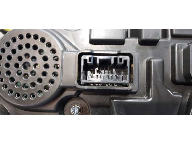 Recambio de cuadro instrumentos para toyota avensis touring sports executive referencia OEM IAM 8380005V62  