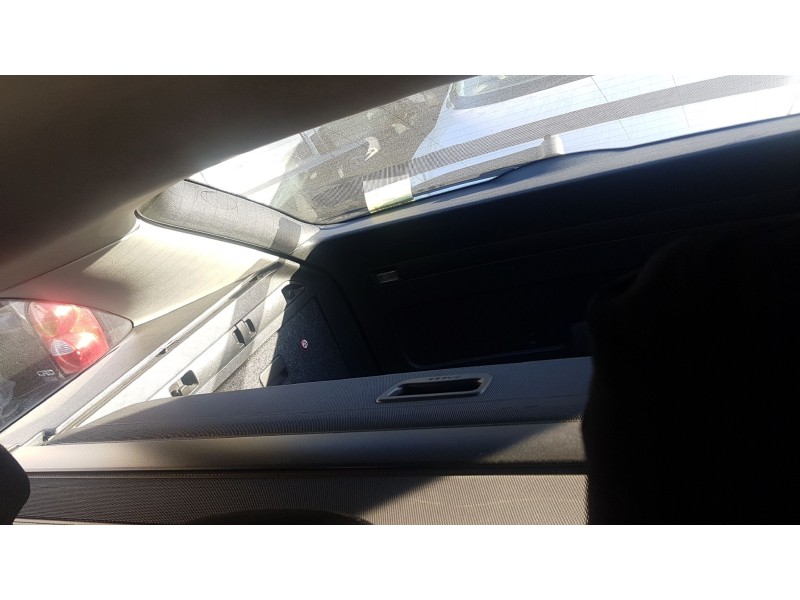 skoda superb combi (3t5) del año 2012