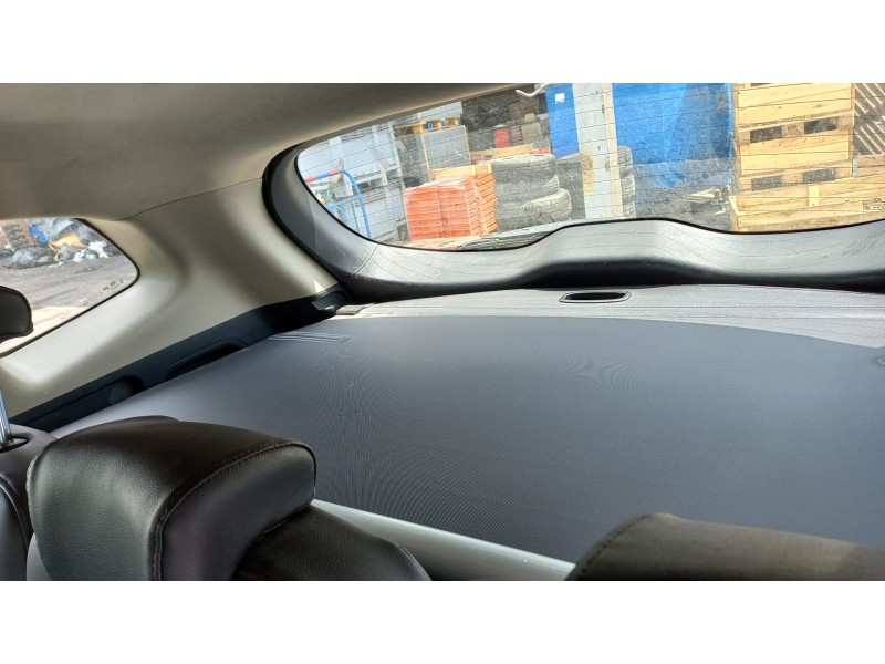 kia carens ( ) del año 2016