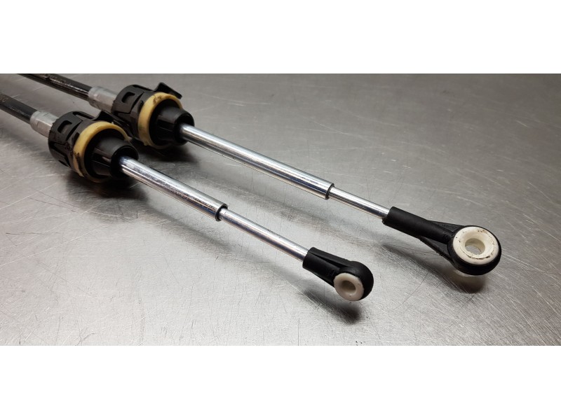 Recambio de varillaje cambio para volkswagen tiguan edition bmt referencia OEM IAM 5QA711049C  