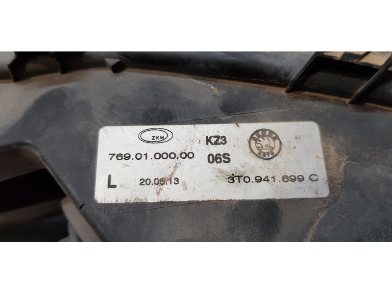 Recambio de faro antiniebla izquierdo para skoda superb combi (3t5) active referencia OEM IAM 3T0941699C   Recambio de faro antiniebla izquierdo para skoda superb combi (3t5) active referencia OEM IAM 3T0941699C