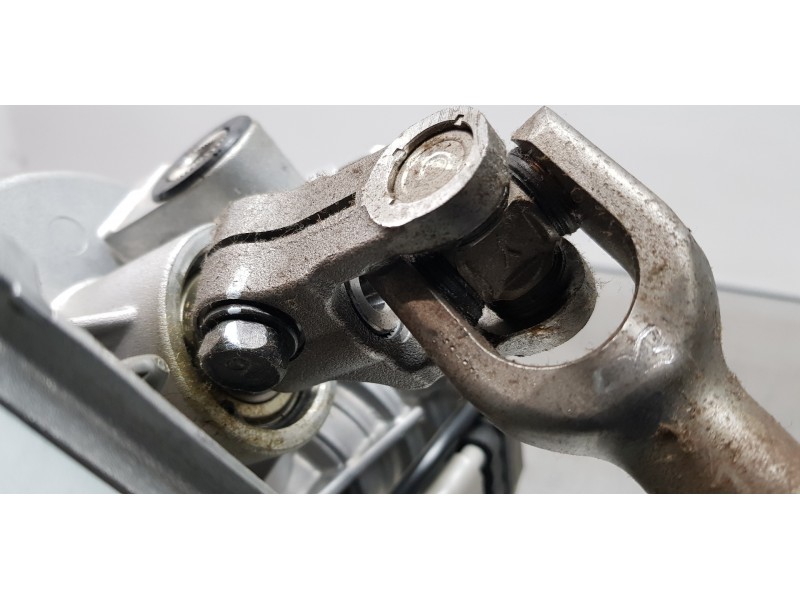 Recambio de columna direccion para hyundai i30 fastback tecno referencia OEM IAM 56310G4200 56300G4210 G456399505