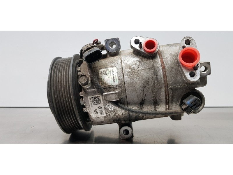Recambio de compresor aire acondicionado para hyundai i30 fastback tecno referencia OEM IAM 97701G4900  