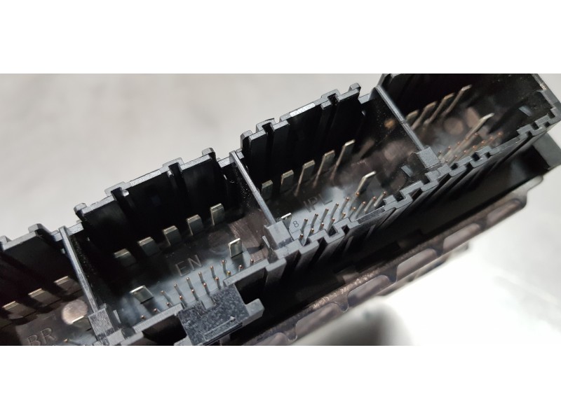 Recambio de modulo electronico para land rover range rover vogue referencia OEM IAM LR033253  