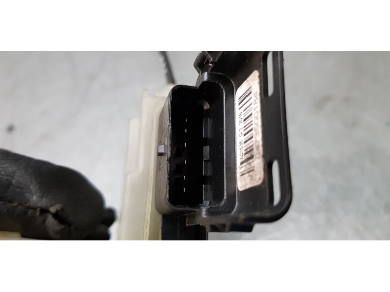 Recambio de cerradura puerta delantera derecha para peugeot 5008 allure referencia OEM IAM 006230  