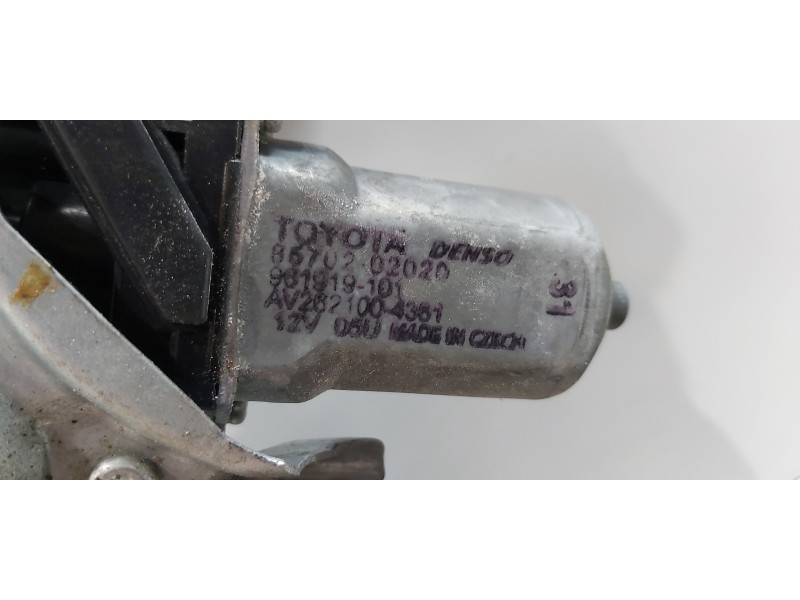 Recambio de elevalunas trasero derecho para toyota avensis touring sports executive referencia OEM IAM 6983005131  