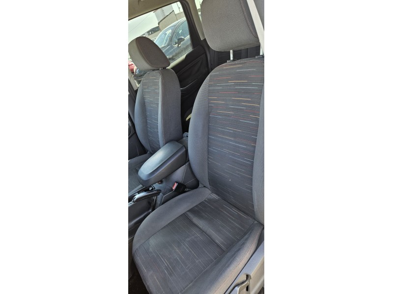 ford c-max (cb3) del año 2009