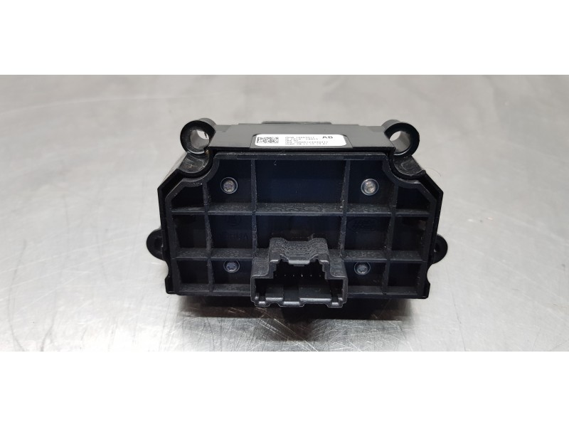Recambio de interruptor para land rover range rover vogue referencia OEM IAM LR034827  
