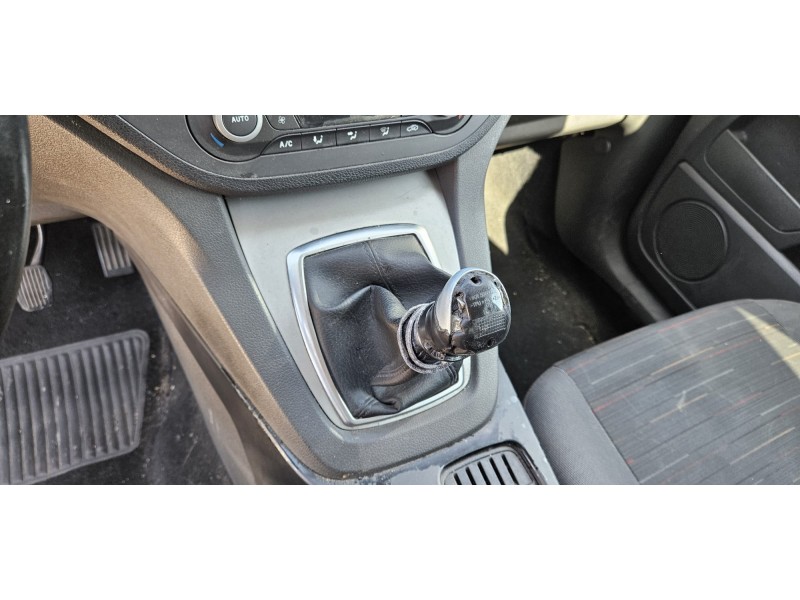 ford c-max (cb3) del año 2009