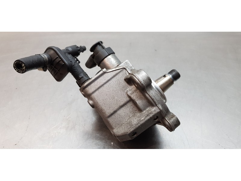 Recambio de bomba inyeccion para volkswagen caddy furgón/kombi furgón referencia OEM IAM 03L130755AA  