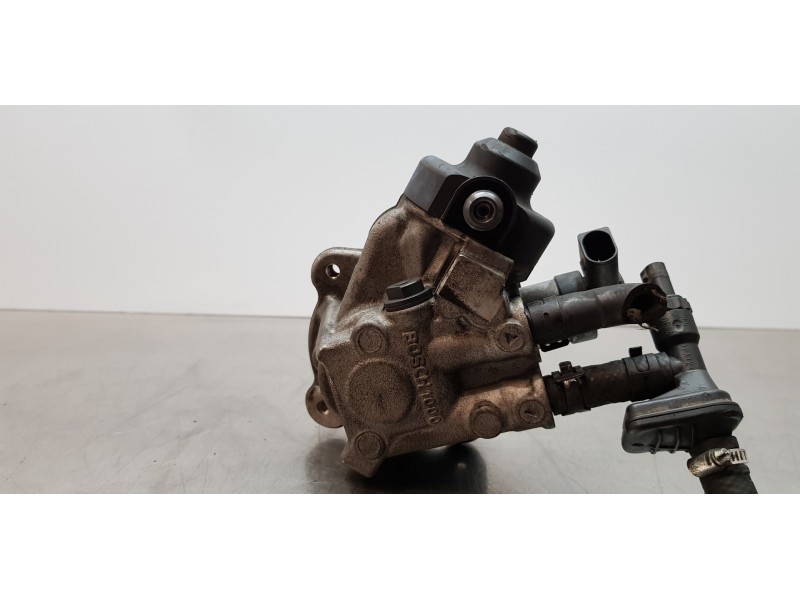 Recambio de bomba inyeccion para volkswagen caddy furgón/kombi furgón referencia OEM IAM 03L130755AA  