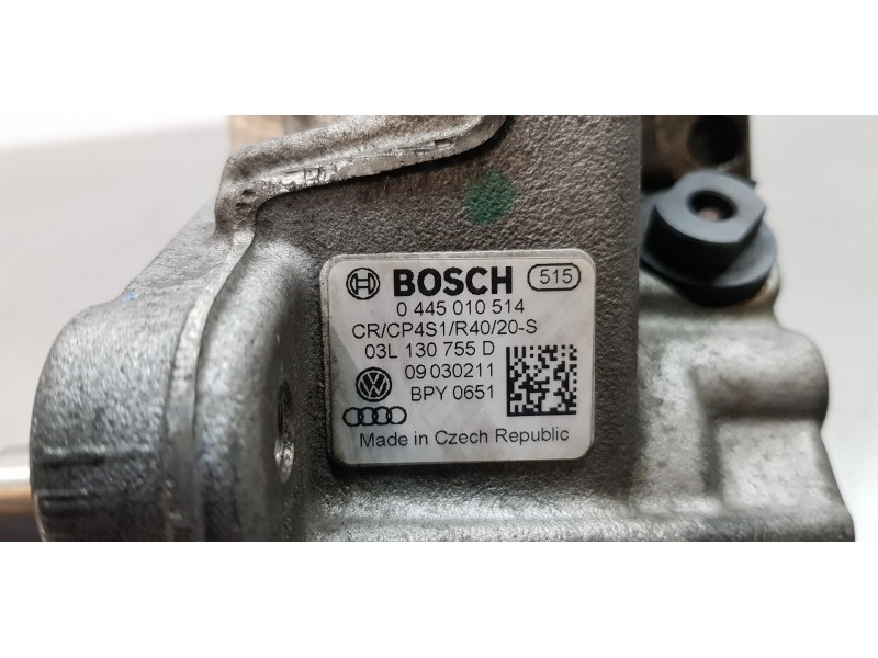 Recambio de bomba inyeccion para volkswagen caddy furgón/kombi furgón referencia OEM IAM 03L130755AA  