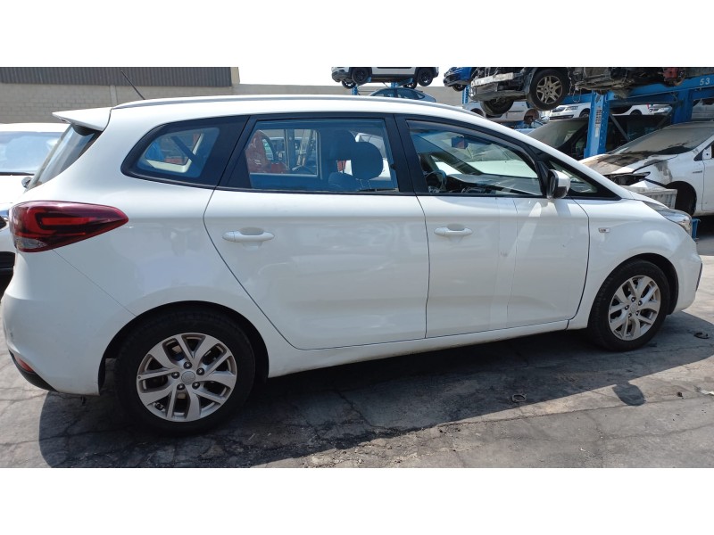 kia carens ( ) del año 2017