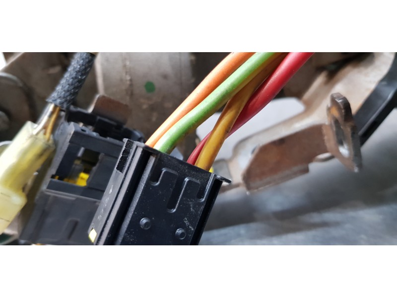 Recambio de columna direccion para renault clio ii fase ii (b/cb0) extreme referencia OEM IAM 6900000319   Recambio de columna direccion para renault clio ii fase ii (b/cb0) extreme referencia OEM IAM 6900000319