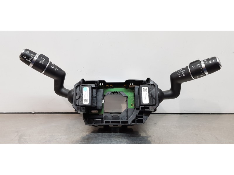 Recambio de mando multifuncion para land rover range rover vogue referencia OEM IAM LR034959  