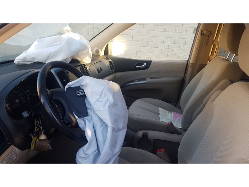 kia carnival del año 2007