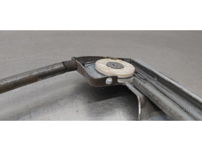 Recambio de elevalunas delantero derecho para renault kangoo furgón professional referencia OEM IAM 807207012R   Recambio de elevalunas delantero derecho para renault kangoo furgón professional referencia OEM IAM 807207012R