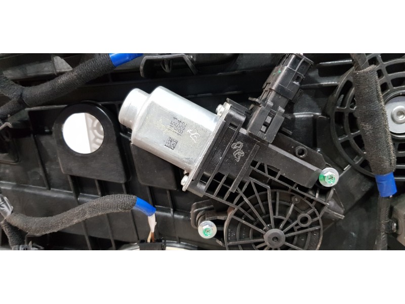 Recambio de elevalunas trasero derecho para hyundai i30 fastback tecno referencia OEM IAM 83460G4710 83481G4700 