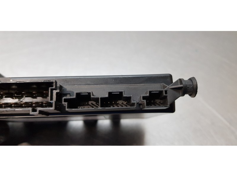 Recambio de modulo electronico para mercedes clase r (w251) 320 cdi (251.022) referencia OEM IAM A2118705026  