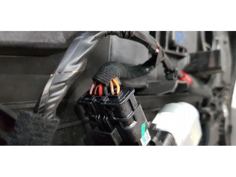 Recambio de elevalunas trasero izquierdo para hyundai i30 fastback tecno referencia OEM IAM 83450G4710 83470G4730 83471G4700