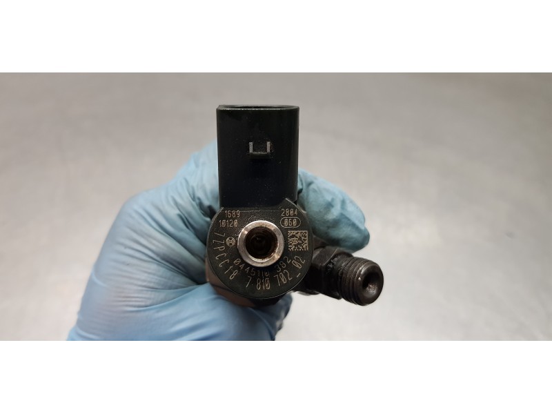 Recambio de inyector para bmw serie 1 lim. (f20) 118d referencia OEM IAM 7810702 0445110382  Recambio de inyector para bmw serie 1 lim. (f20) 118d referencia OEM IAM 7810702 0445110382