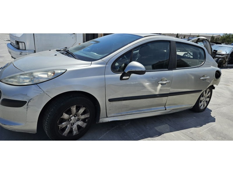 peugeot 207 del año 2008