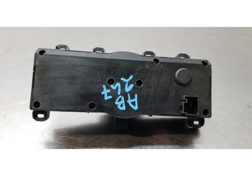 Recambio de mando calefaccion / aire acondicionado para mercedes clase r (w251) 320 cdi (251.022) referencia OEM IAM A1648700189