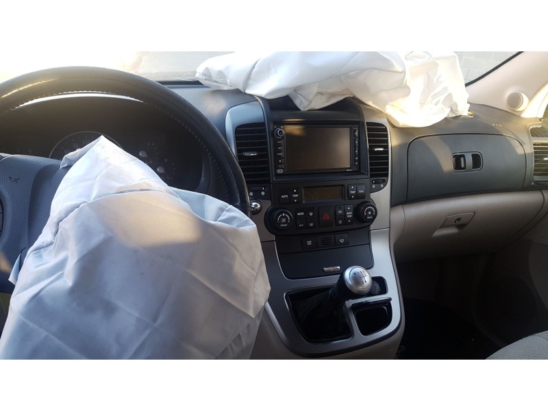 kia carnival del año 2007