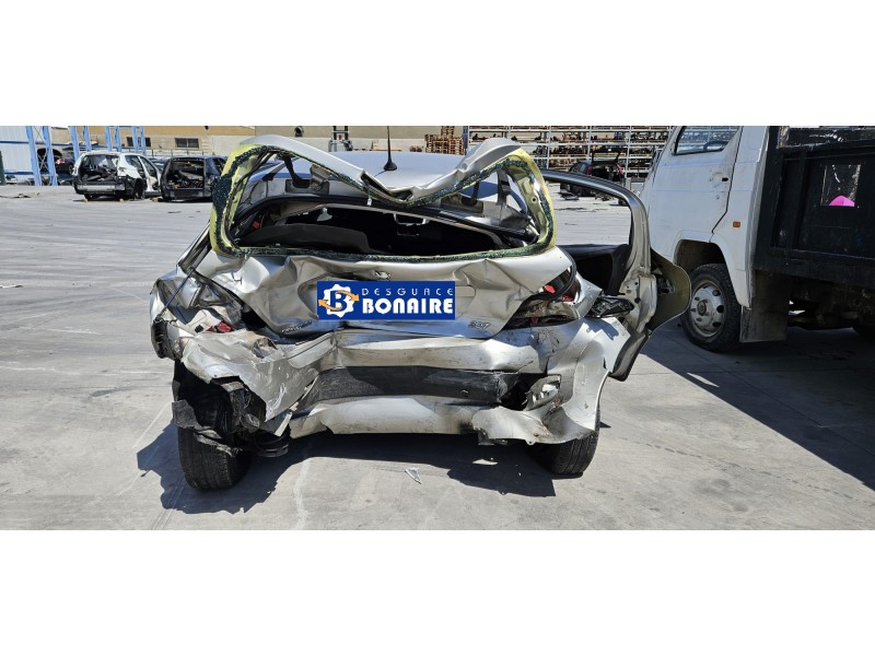 peugeot 207 del año 2008