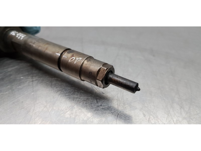 Recambio de inyector para bmw serie 1 lim. (f20) 118d referencia OEM IAM 7810702 0445110382  Recambio de inyector para bmw serie 1 lim. (f20) 118d referencia OEM IAM 7810702 0445110382
