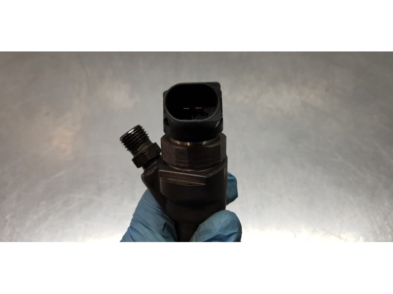 Recambio de inyector para bmw serie 1 lim. (f20) 118d referencia OEM IAM 7810702 0445110382  Recambio de inyector para bmw serie 1 lim. (f20) 118d referencia OEM IAM 7810702 0445110382