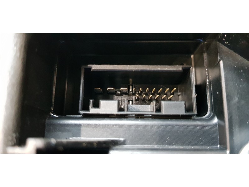 Recambio de cerradura puerta trasera derecha para bmw serie 7 (e65/e66) 735i referencia OEM IAM 7028910   Recambio de cerradura puerta trasera derecha para bmw serie 7 (e65/e66) 735i referencia OEM IAM 7028910