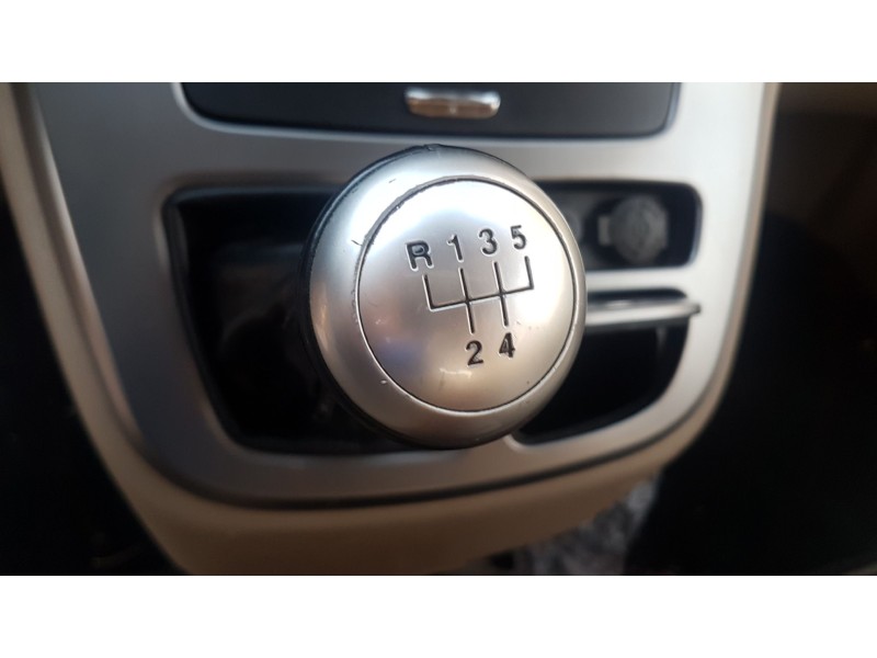 kia carnival del año 2007