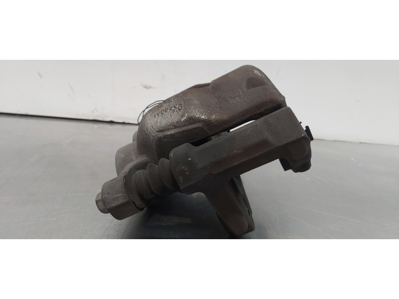 Recambio de pinza freno delantera izquierda para ford transit kastenwagen (ttg) 350 l2 ambiente referencia OEM IAM 1783932   Recambio de pinza freno delantera izquierda para ford transit kastenwagen (ttg) 350 l2 ambiente referencia OEM IAM 1783932