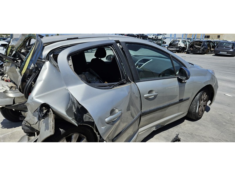 peugeot 207 del año 2008