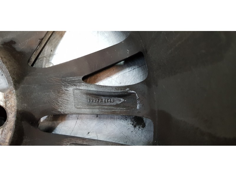 Recambio de llanta para toyota avensis touring sports executive referencia OEM IAM 4261105370  