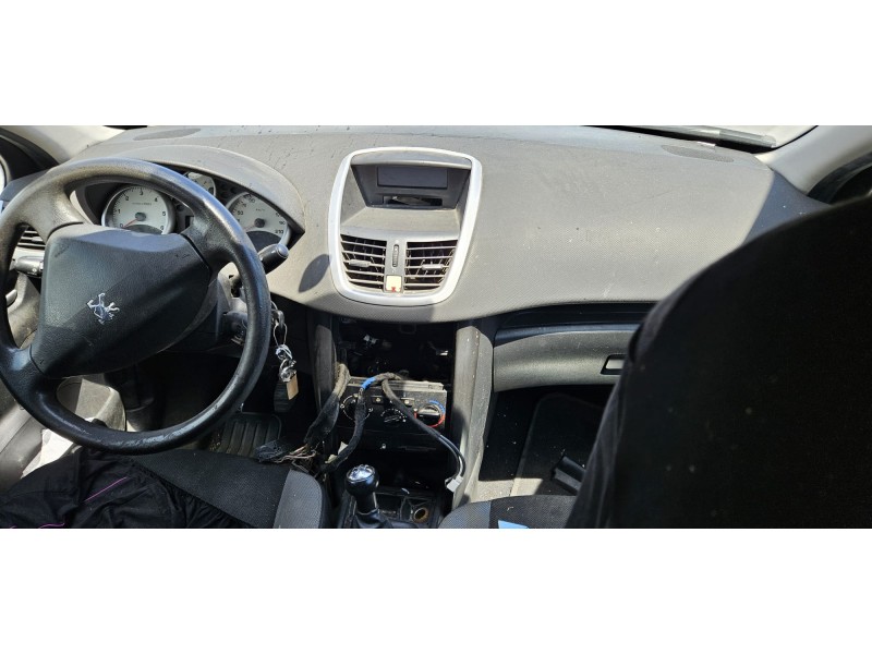 peugeot 207 del año 2008