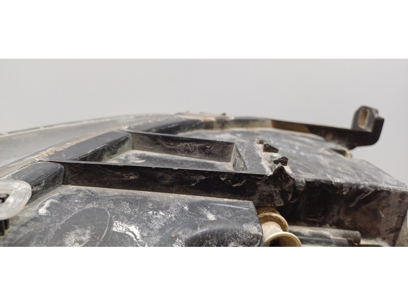 Recambio de faro derecho para bmw x5 (e70) 3.0d referencia OEM IAM 63117288992  