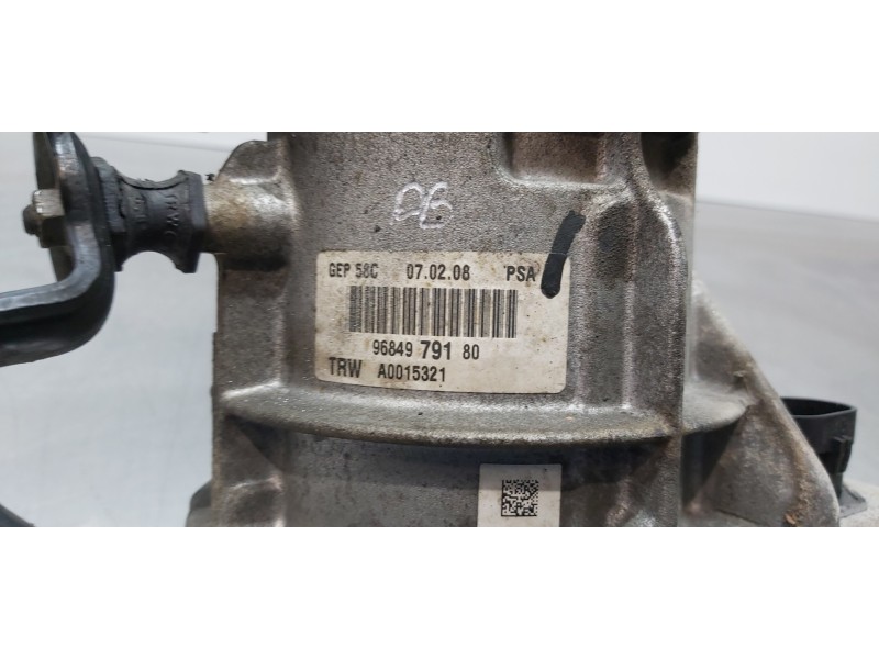 Recambio de bomba direccion para peugeot 308 premium referencia OEM IAM 9684979180  