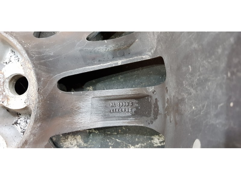 Recambio de llanta para toyota avensis touring sports executive referencia OEM IAM 4261105370  