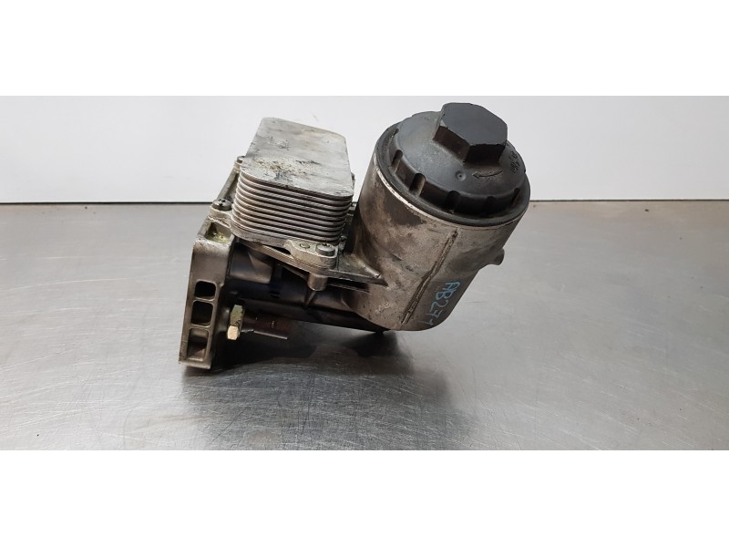 Recambio de enfriador aceite motor para volkswagen touareg (7la) tdi r5 referencia OEM IAM 070115389B   Recambio de enfriador aceite motor para volkswagen touareg (7la) tdi r5 referencia OEM IAM 070115389B