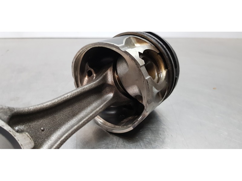 Recambio de biela para opel astra j lim. excellence referencia OEM IAM 94097788  