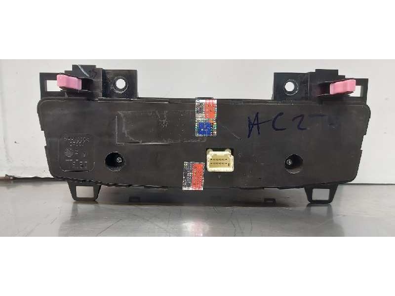 Recambio de mando climatizador para toyota avensis touring sports executive referencia OEM IAM 5590005630  