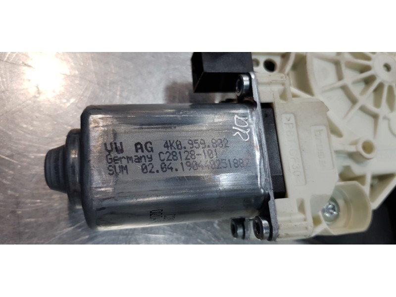 Recambio de elevalunas delantero derecho para audi a6 berlina (4a2) 40 tdi basic referencia OEM IAM 4K0837462 4K0959802 
