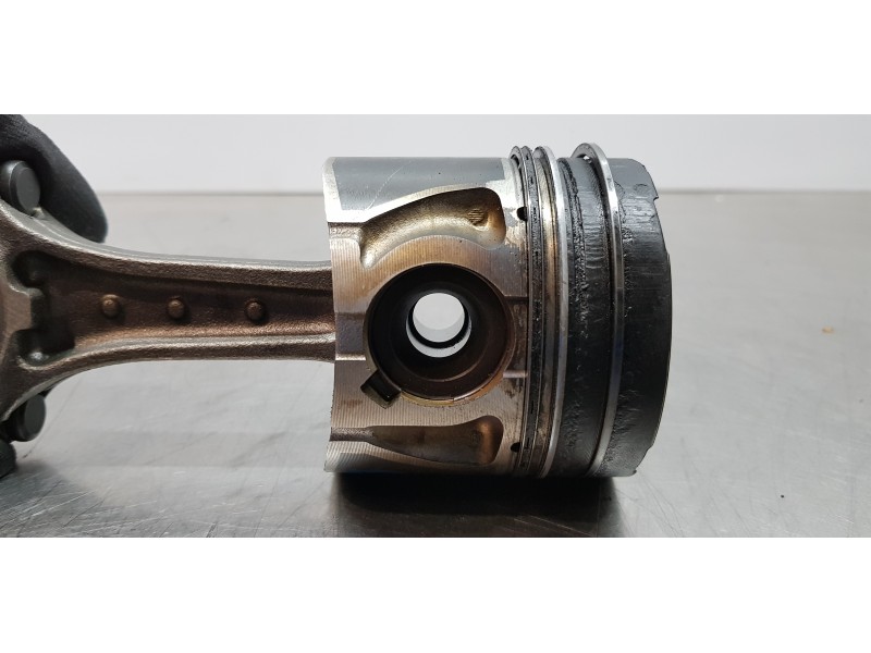 Recambio de biela para opel astra j lim. excellence referencia OEM IAM 94097788  