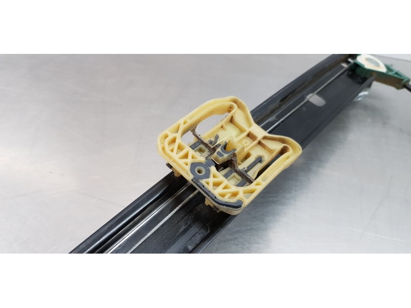 Recambio de elevalunas delantero izquierdo para audi a6 berlina (4a2) 40 tdi basic referencia OEM IAM 4K0837461 4K0959801 