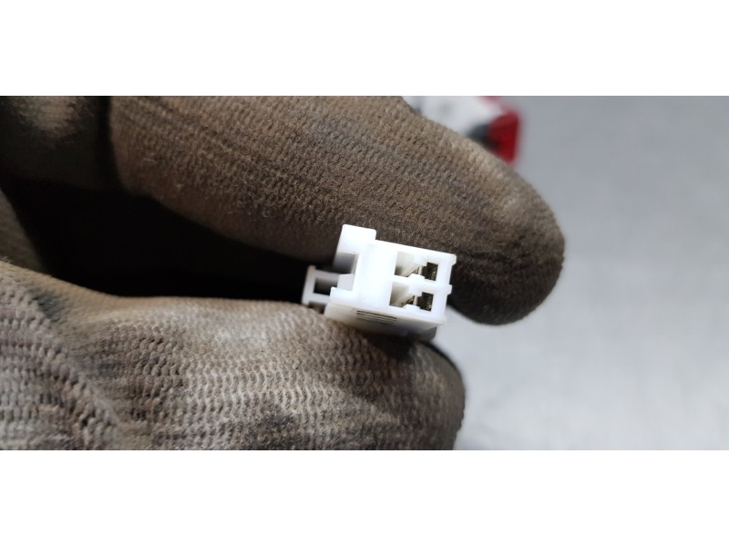 Recambio de luz central de freno para hyundai i30 fastback tecno referencia OEM IAM 92700G4100  