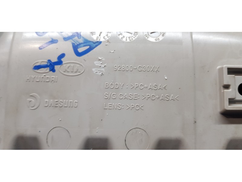 Recambio de luz interior para hyundai i30 fastback tecno referencia OEM IAM 92800G3010MMH 92800G30XX 