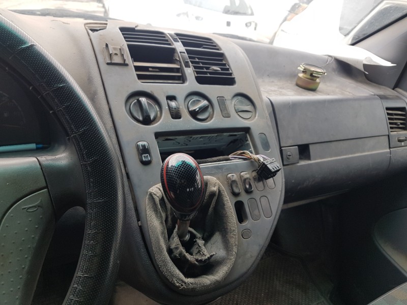 mercedes vito (w638) combi del año 2001