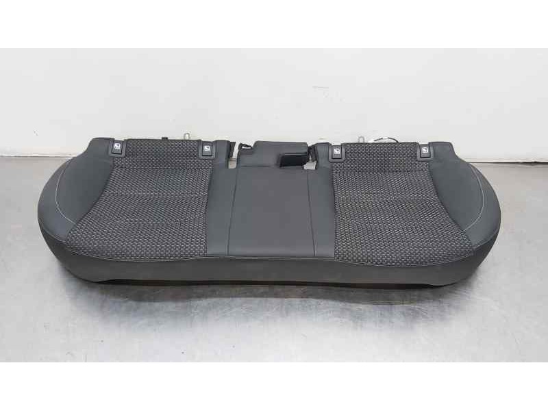 Recambio de juego asientos completo para kia ceed business referencia OEM IAM 88100J7070AZG  